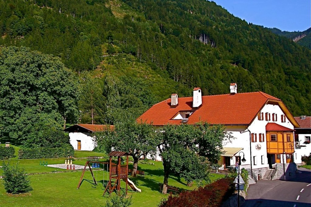 Spiele- und Buchhotel Tschitscher